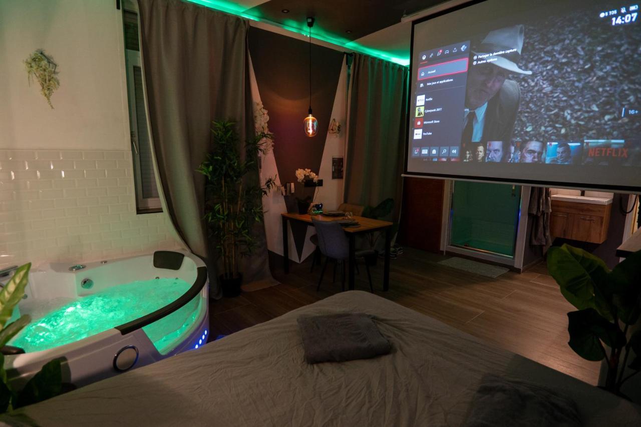 Capsule Color Deluxe Balneo I Ecran Home Cinema I Console De Jeux Trith-Saint-Leger Buitenkant foto