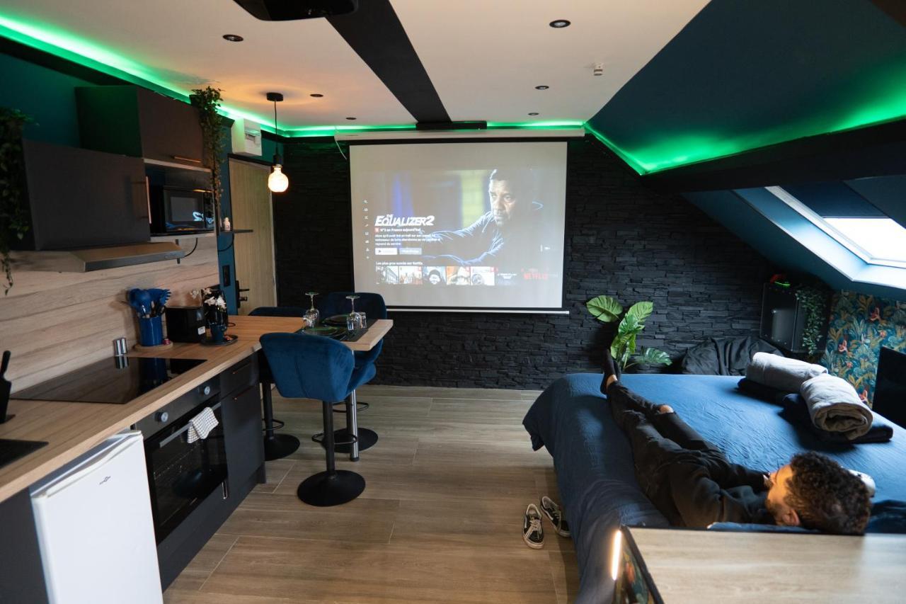 Capsule Color Deluxe Balneo I Ecran Home Cinema I Console De Jeux Trith-Saint-Leger Buitenkant foto