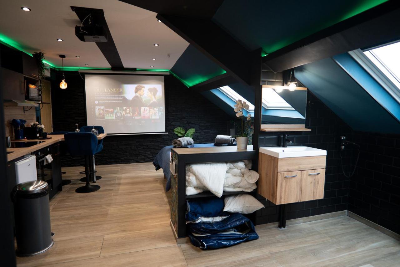 Capsule Color Deluxe Balneo I Ecran Home Cinema I Console De Jeux Trith-Saint-Leger Buitenkant foto